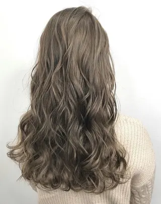 ロング SOURCE 天王寺のヘアスタイル