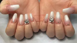 ネイル ネイルサロン Bebeのネイルデザイン