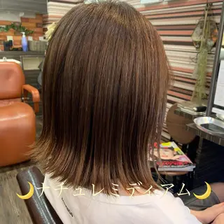 ミディアム ディレクター鮫島 俊介のヘアスタイル