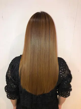 ロング 🍂秋の透け感カ ラー🍂HIDEKAのヘアスタイル