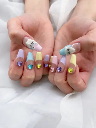 ネイル 五十嵐 美智のネイルデザイン