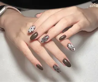 ネイル LEDアイラッシュ ∩_∩アオイのマツエク・マツパデザイン