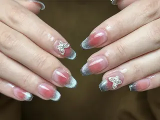 ネイル ki🍒🍒 ki ツルツルネイルのネイルデザイン