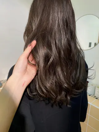 カラー iroha/ n.w.h🎀のヘアスタイル
