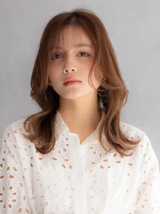 セミロング 川上 春香のヘアスタイル