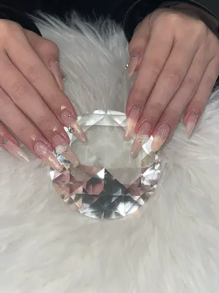 ネイル Basic本厚木店 𝑨𝒀𝑼✨️のネイルデザイン