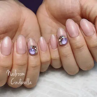 ネイル Nailroom. Cinderellaのネイルデザイン