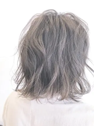 ミディアム カラー m ā l o. マァロのヘアスタイル
