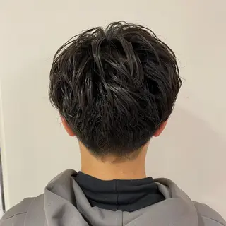ショート パーマ メンズ 橋本 琉磨のヘアスタイル