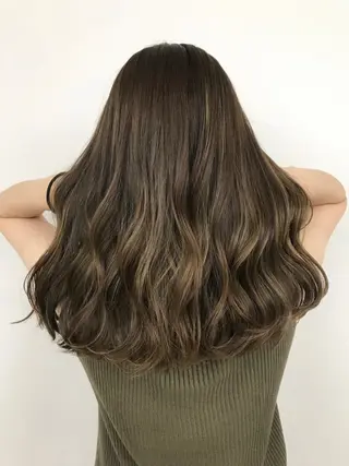 ロング ameet さくらのヘアスタイル