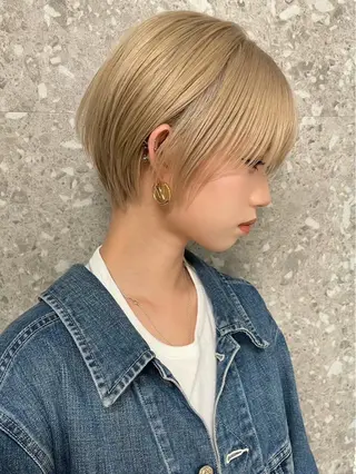 ショート cinq   PROJECT所属・ミルクティーベージュ /ボブ/あげは🎀のヘアスタイル