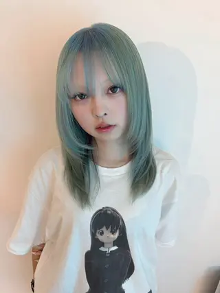 ミディアム カラー ハイトーン/デザイン 🪐·˚⌖MIHOのヘアスタイル