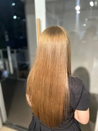 ロング カラー 林奏良 髪質改善/ハイトーンのヘアスタイル