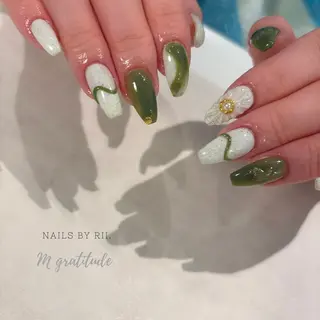 ネイル Rii. nailのネイルデザイン