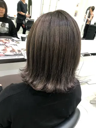 ミディアム 岸 保奈美のヘアスタイル