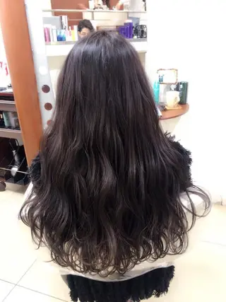 ロング 大人透明感艶カラー 寺田稜のヘアスタイル