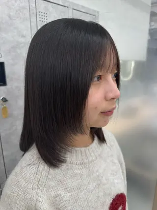セミロング レイヤーカット/ 縮毛矯正/西野和裕のヘアスタイル