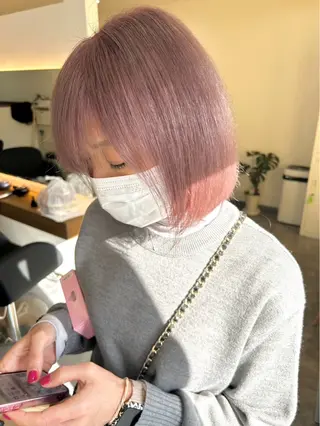 ミディアム 奈良一番ミルクティー ベージュしています⭐のヘアスタイル