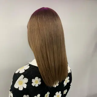 ミディアム カラー natsumi / N°ariaのヘアスタイル