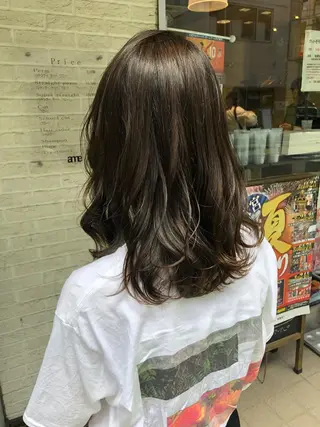 ミディアム 西山 恵太郎のヘアスタイル
