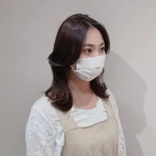 ミディアム La paix所属・パーソナルカラー lapiax阿部のヘアスタイル