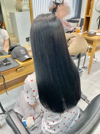 ロング カラー ✨横須賀髪質改善✨️ 加藤 百音のヘアスタイル