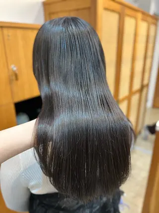 ロング 岡野 豪のヘアスタイル