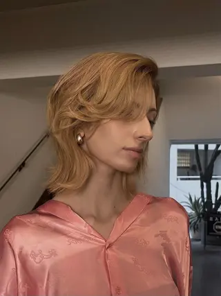 ミディアム 岩堀 氷河のヘアスタイル