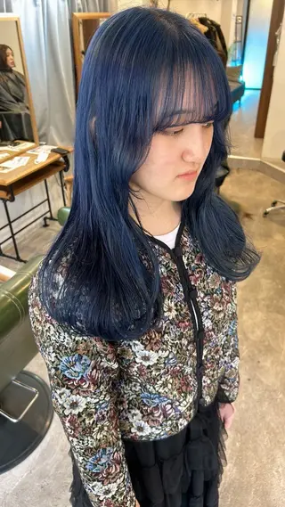 ロング カラー Yo / ulu.のヘアスタイル