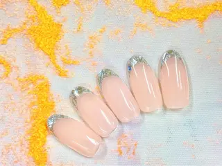 ネイル ErmieuxGinza所属・エルミュー 【銀座】のネイルデザイン