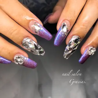 ネイル Gracias. rieのネイルデザイン