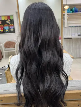 ロング カラー toi所属・💙村岡 春陽💙のヘアスタイル