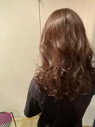 ミディアム カラー salowin渋谷kitaya park前所属・RIKA韓国ヘア/く びれヘア/上品カラーのヘアスタイル