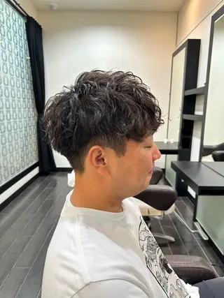 パーマ メンズ プログレス小平小川所属・フェザー/波巻き 雫石大夢のヘアスタイル