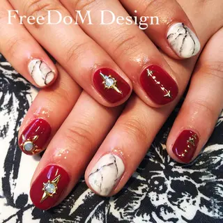 ネイル ＦreeDoＭ   Design所属・W KUMIのネイルデザイン