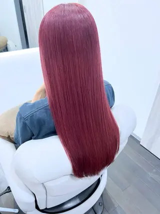 カラー .6-ROGU-neon所属・カワグチ ソウシのヘアスタイル