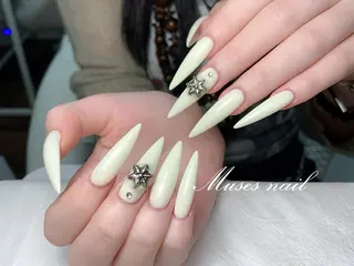 ネイル MUSES  NAIL  SALON所属・MUSES ネイルのネイルデザイン