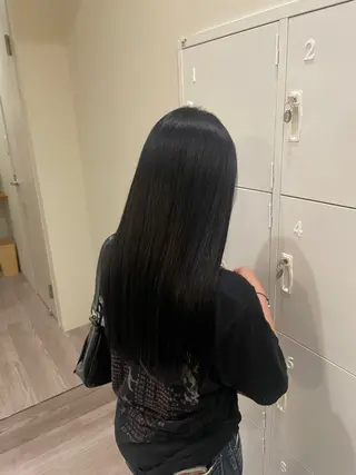 ロング diar大船所属・大船/透明感カラー ユラのヘアスタイル
