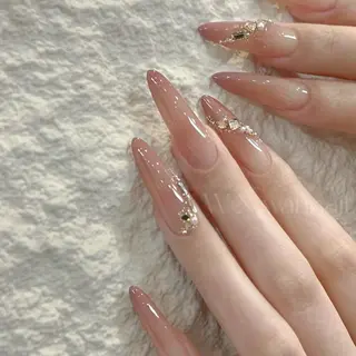 ネイル Alre nail「アルラ」所属・enRich レイリのネイルデザイン