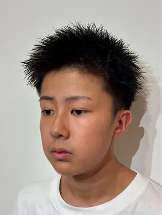 ショート メンズ 【店長】メンズ職人 短髪　ハイトーン🔥のヘアスタイル