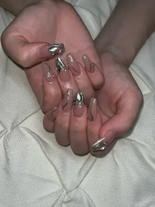 ネイル nail.salon .Reversalのネイルデザイン