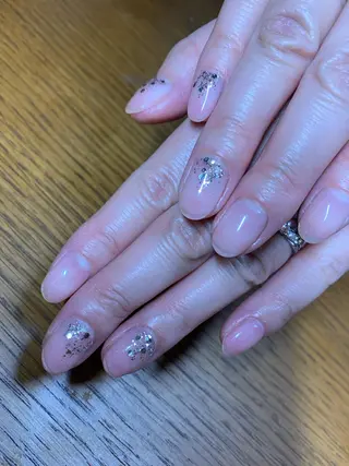 ネイル 大崎 奈々のネイルデザイン