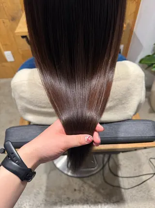 ロング レイヤー/透明感ツヤ カラー/Rinのヘアスタイル