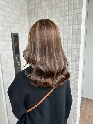 ミディアム REINA ISHIDOのヘアスタイル