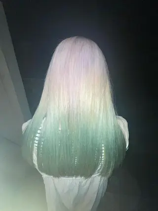 ロング カラー nalu.所属・前山 七海のヘアスタイル