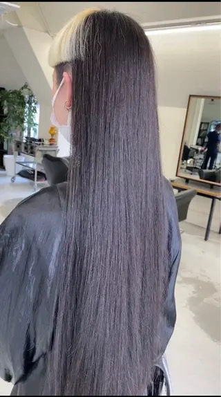 ロング 7Bridge所属・ハッシュカット 小西貫太のヘアスタイル