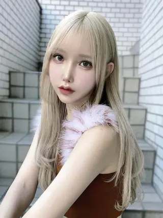 ロング カラー 韓国ヘア特化💍 tiam💍ブリーチのヘアスタイル