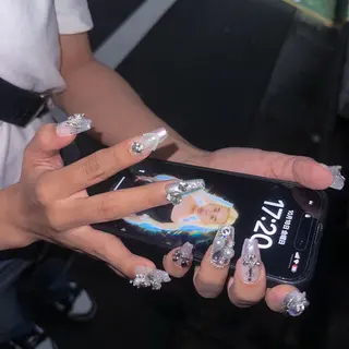 ネイル Manamǐ 個性派のネイルデザイン