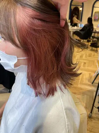 ミディアム カラー ネイル 佐々木 シホミのヘアスタイル