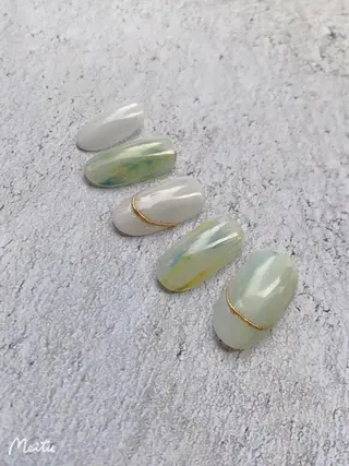 ネイル nail atelier new moon所属・森 貴子のネイルデザイン